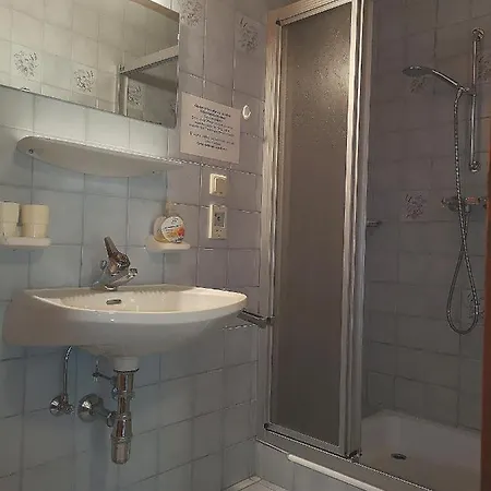 Kurzenhof בית נופש *