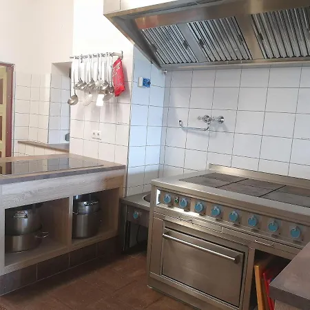 Kurzenhof בית נופש