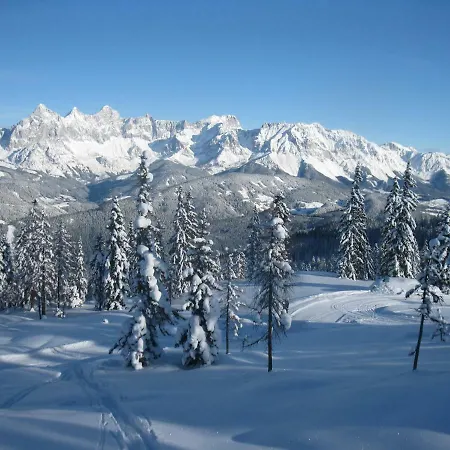 בית נופש Kurzenhof רדשטאדט